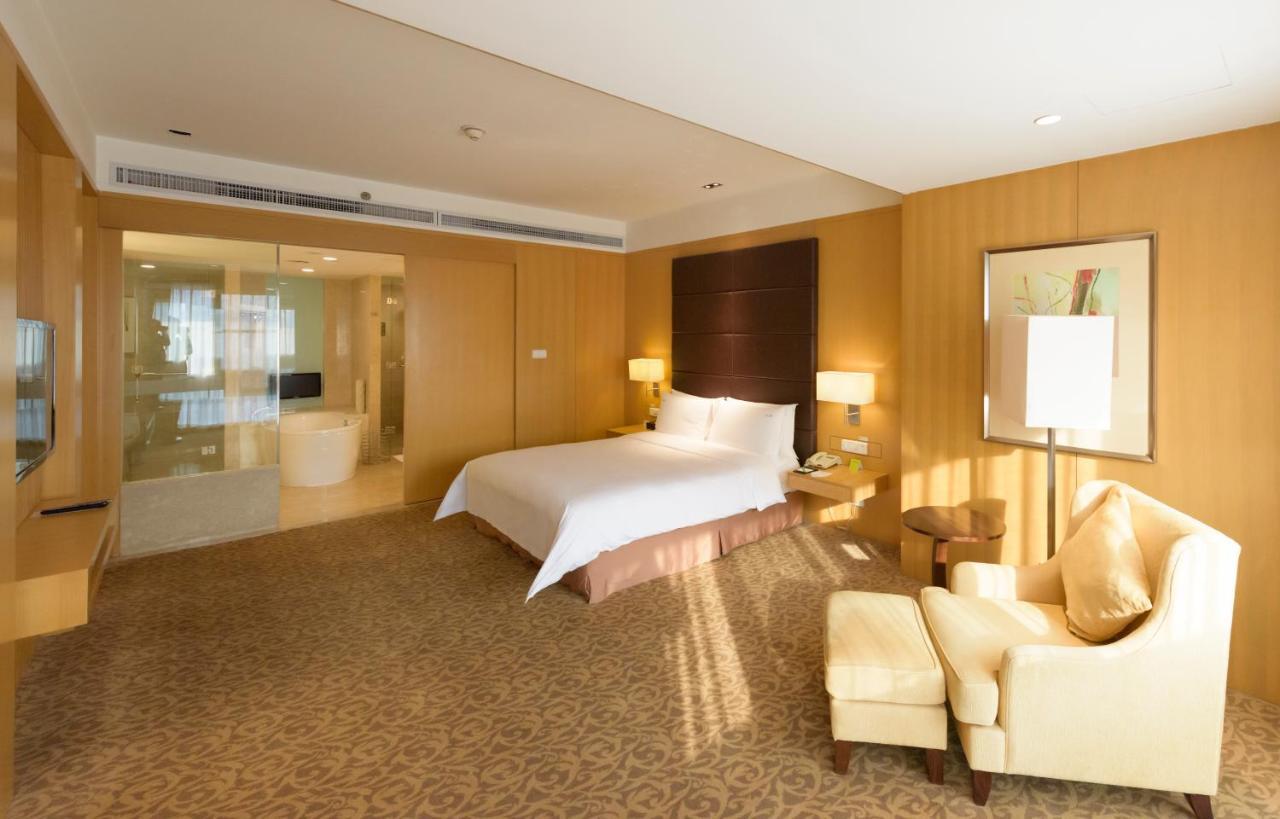 Holiday Inn Shijiazhuang Central By Ihg Exterior foto