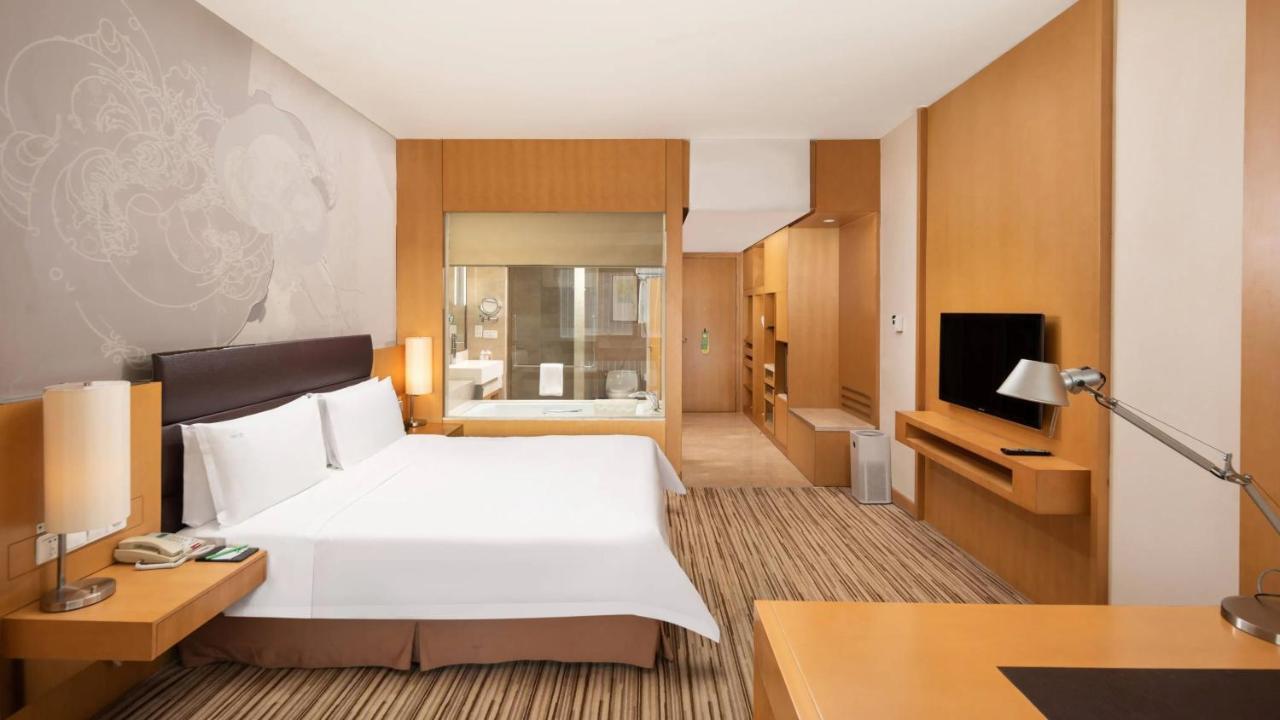 Holiday Inn Shijiazhuang Central By Ihg Exterior foto
