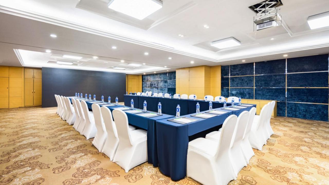 Holiday Inn Shijiazhuang Central By Ihg Exterior foto